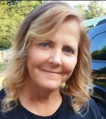 Cynthia R Stracener